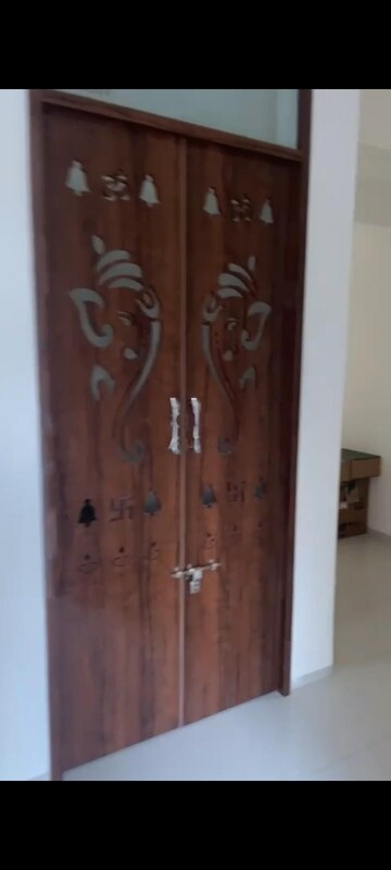 Furnished Amenities in 2 BHK Apartment at Arvind Oasis, Thanisandra – for Rent