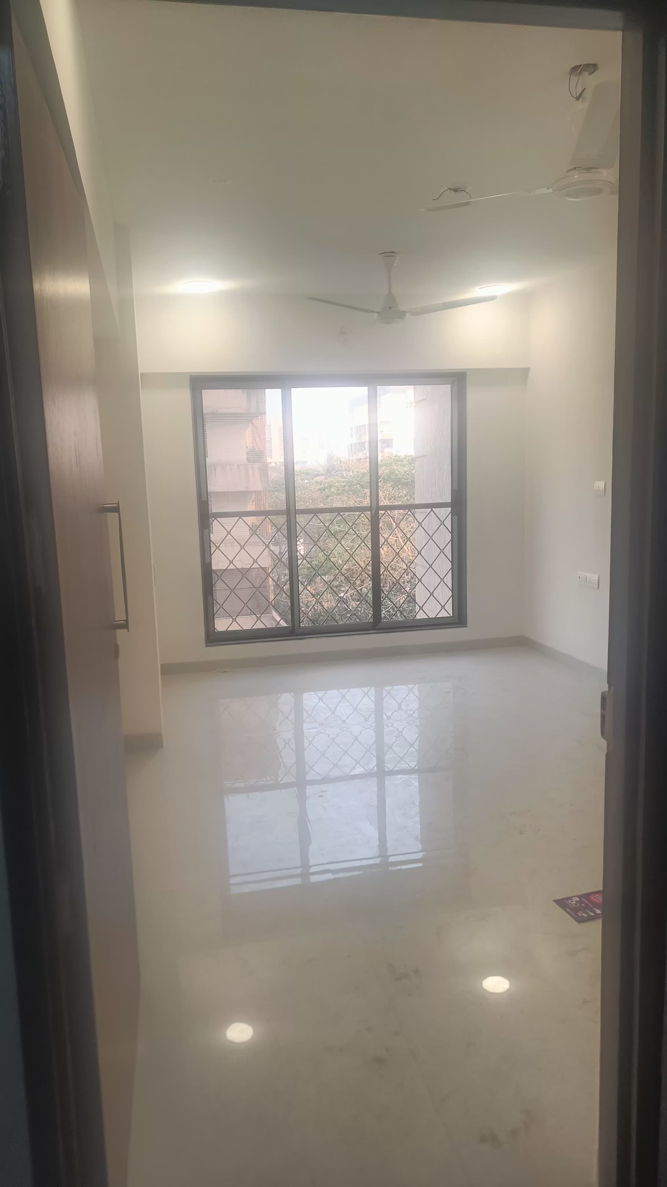 2.5 BHK + Extra Room Apartment For Sale in Modirealty Wisteria