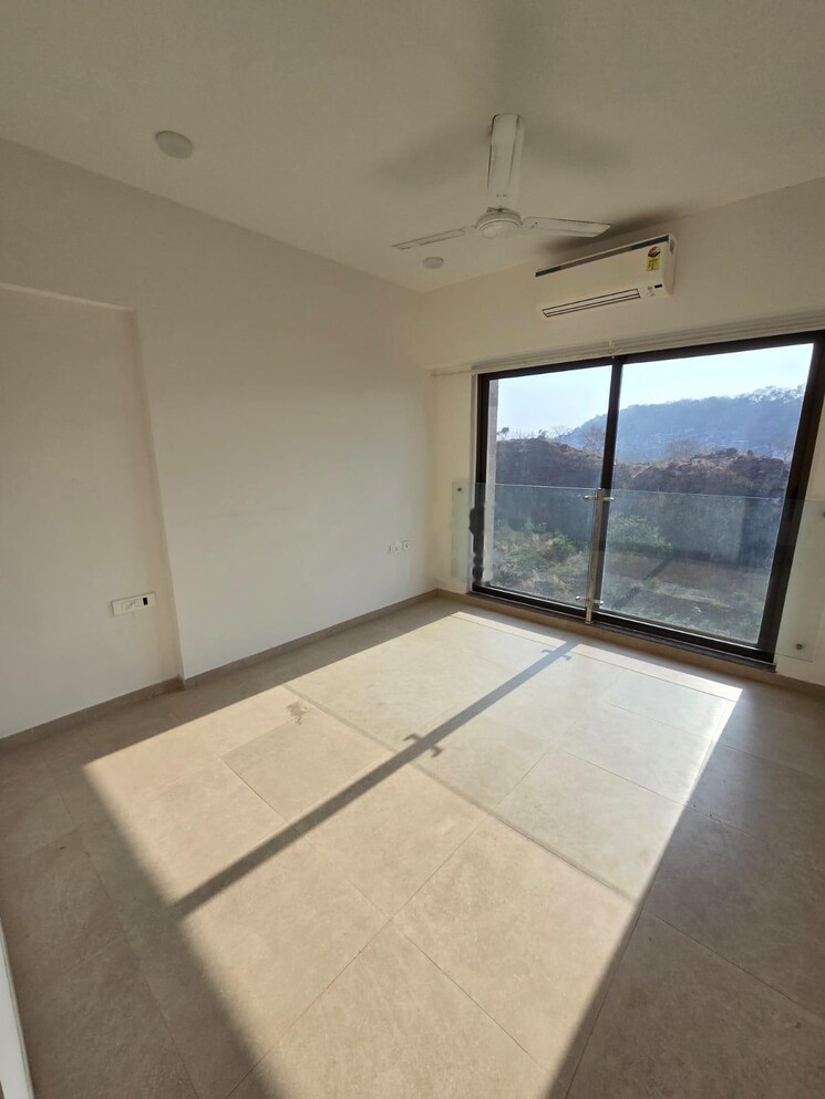 Room, kanakia-silicon-valley 2 Bedroom 589 Sq.Ft. Apartment In Powai Mumbai 8390177