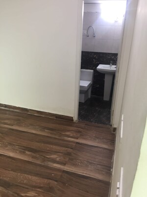 Room in 3 BHK Apartment at Mahaluxmi Migsun Ultimo, Omicron Iii Greater Noida – for Sale