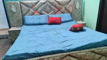 Bedroom in 2 BHK Apartment at Amrapali Silicon City, Sector 76 – for Rent