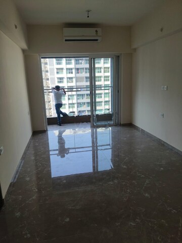 2 BHK Apartment For Rent in LnT Veridian, Powai