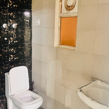 Bathroom in 2 BHK Apartment at Migsun Ultimo, Omicron Iii Greater Noida – for Rent