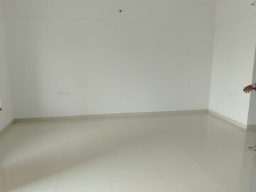Room in 3 BHK Apartment at Dainamic Grandeur, Undri – for Sale