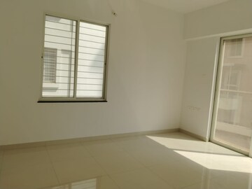 Room in 3 BHK Apartment at Dainamic Grandeur, Undri – for Sale