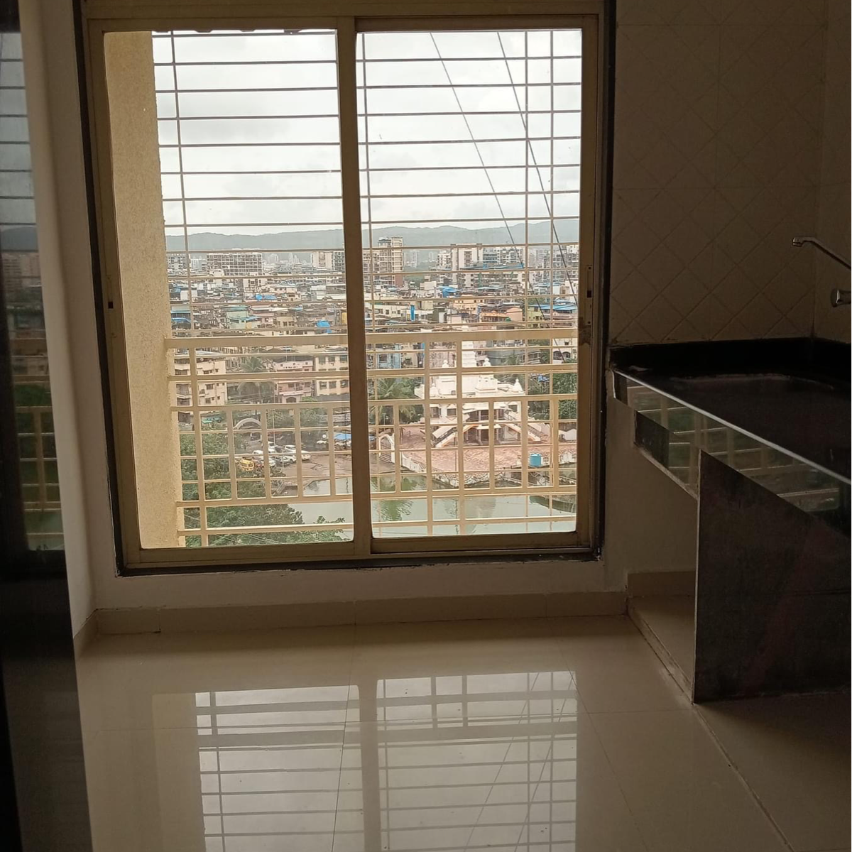 2 BHK Apartment For Sale in Tharwanis Residency
