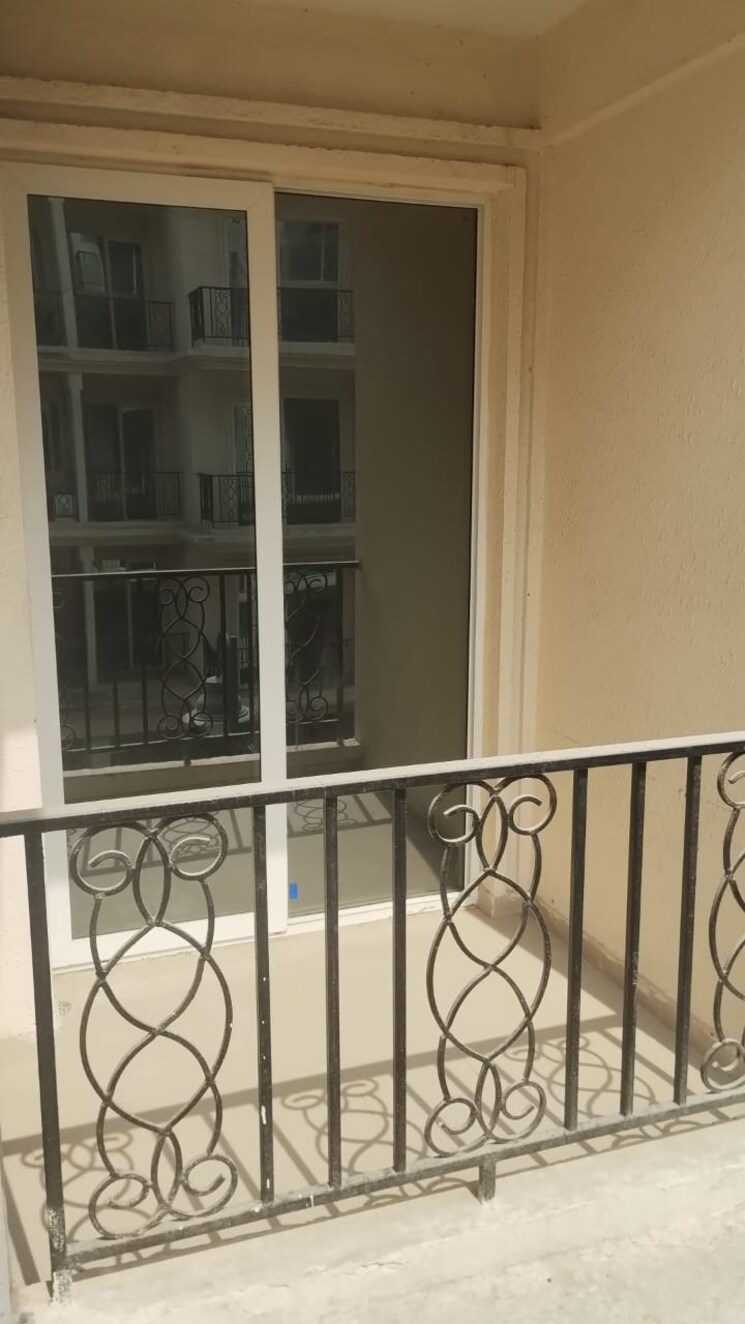 Balcony, dheeraj-valley 2 Bedroom 750 Sq.Ft. Apartment In Goregaon East Mumbai 8390580