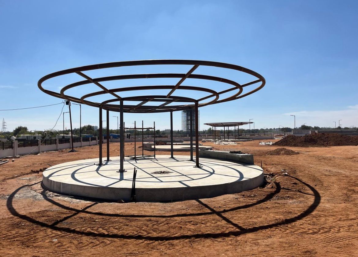 Plot For Sale in Urbanrise Galleria Garden