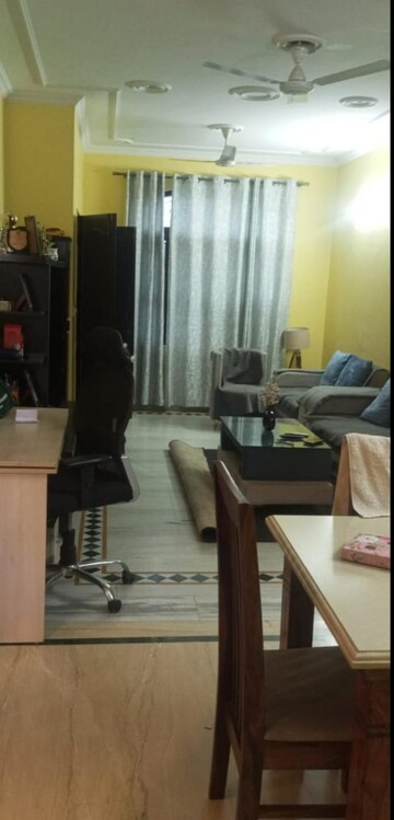 Gym in 2 BHK Builder Floor at Sector 40 – for Rent