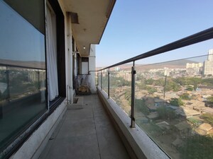 2 BHK Apartment For Sale in Omkar Alta Monte, Malad East