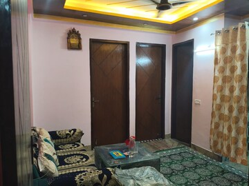 Bedroom in 1 BHK Builder Floor at Ignou Road – for Rent