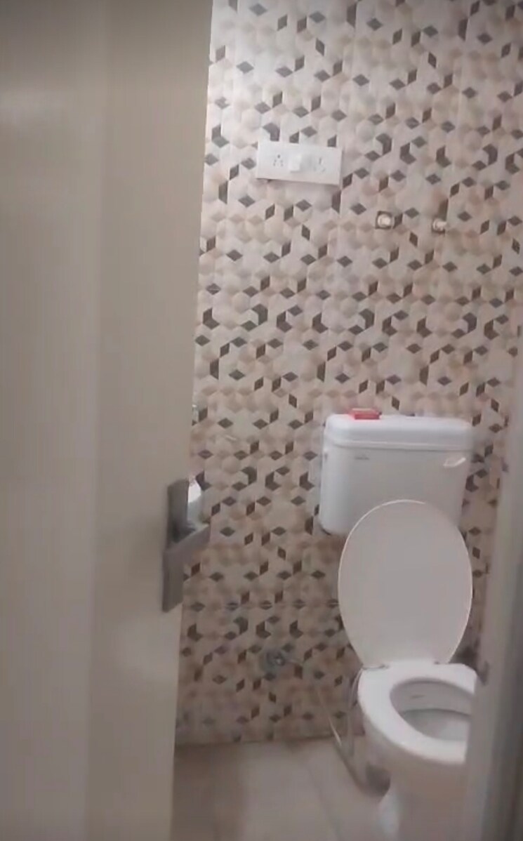 Bathroom, value-meadows-vista 2 Bedroom 1028 Sq.Ft. Apartment In Raj Nagar Extension Ghaziabad 8391027