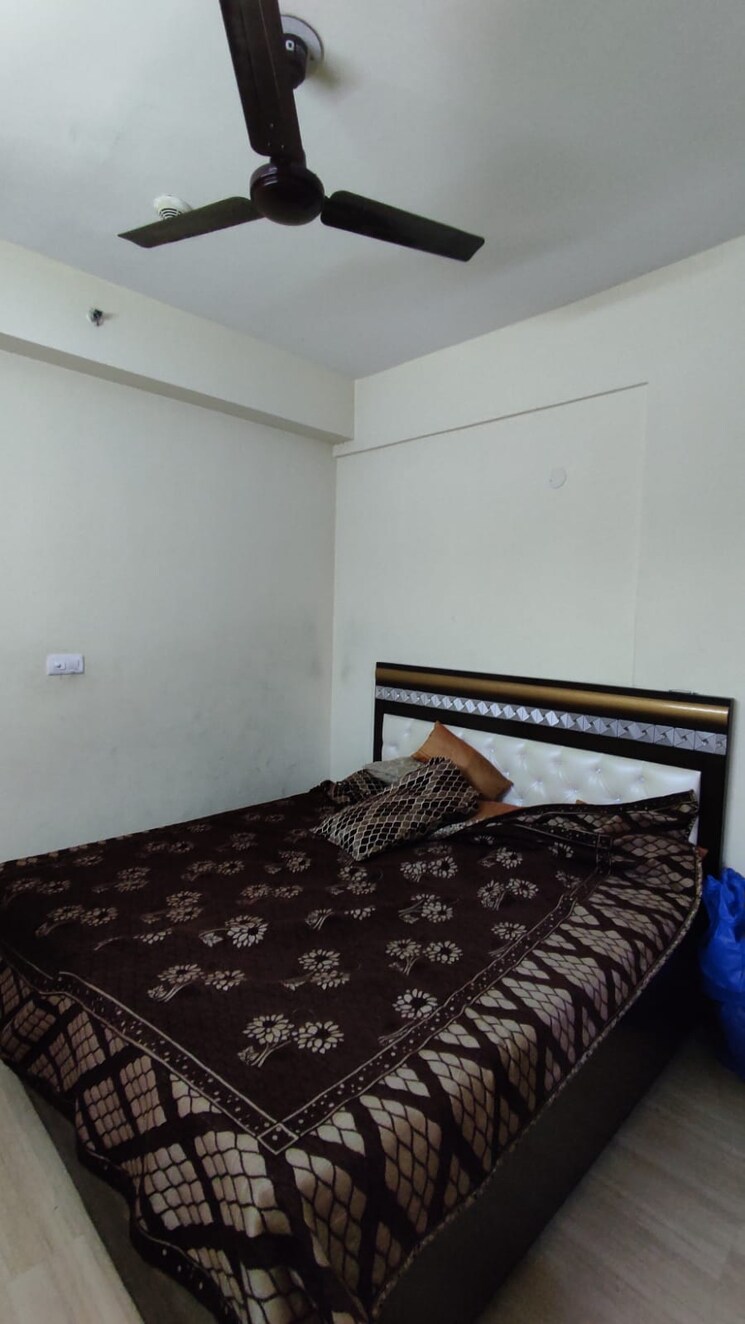 Bedroom, moti nagar 3 Bedroom 1679 Sq.Ft. Apartment In Moti Nagar Delhi 8391026
