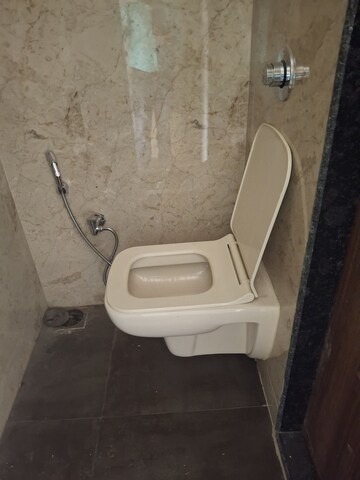 Bathroom in 1.5 BHK Apartment at Vipul Mahavir Sapphire, Ghansoli – for Rent