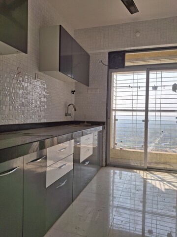 Kitchen in 1.5 BHK Apartment at Vipul Mahavir Sapphire, Ghansoli – for Rent