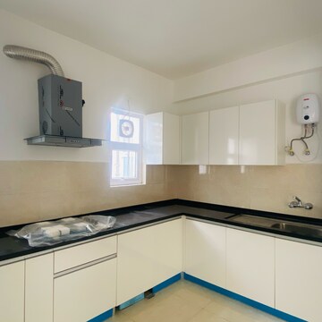 Kitchen in 3 BHK Builder Floor at Omaxe New Chandigarh, Mullanpur – for Rent