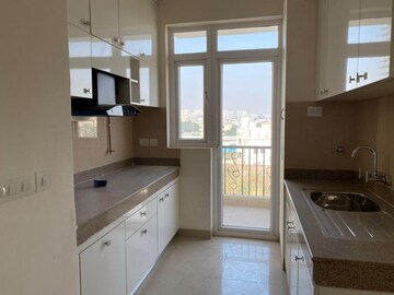 Kitchen in 2.5 BHK Apartment at Emaar Emerald Estate, Sector 65 – for Rent