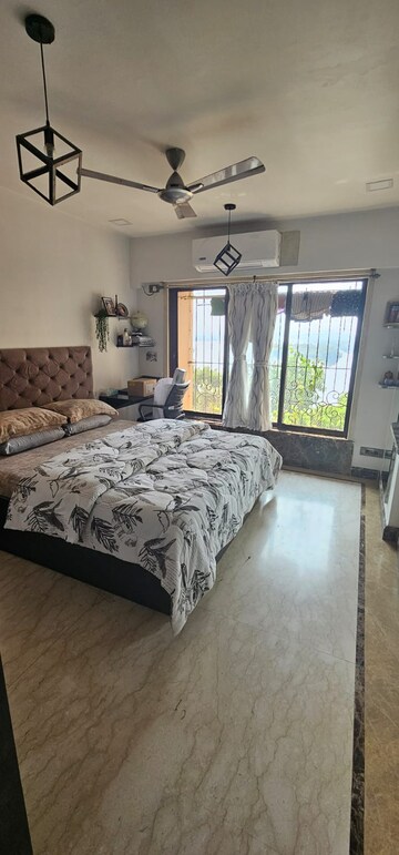 Bedroom in 2 BHK Apartment at Celestia Heights, Malad West – for Rent