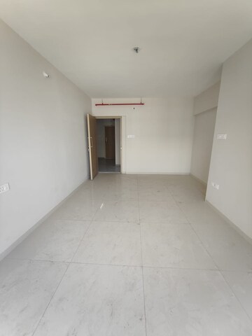 Room in 1 BHK Apartment at Sugee Atharva, Prabhadevi – for Rent