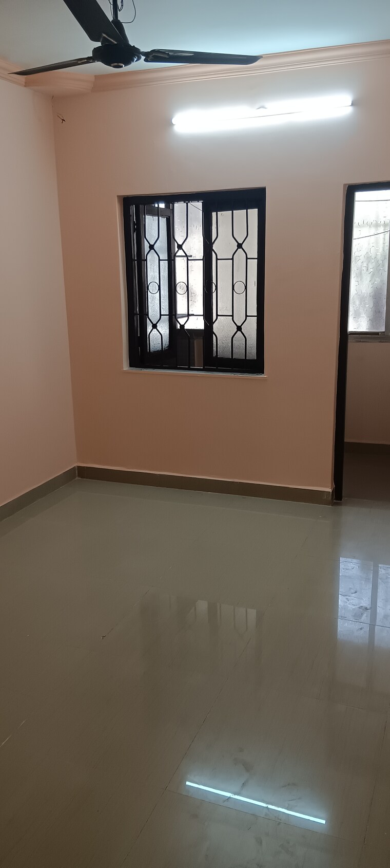 Room, thane west 1 Bedroom 602 Sq.Ft. Apartment In Thane West Thane 8391331