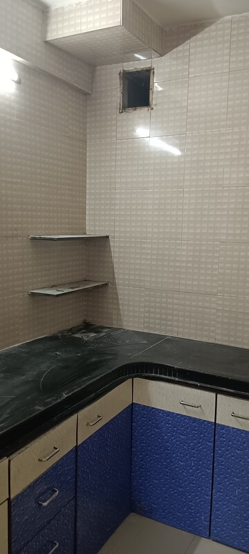 Furnished Amenities in 1 BHK Apartment at Thane West – for Sale