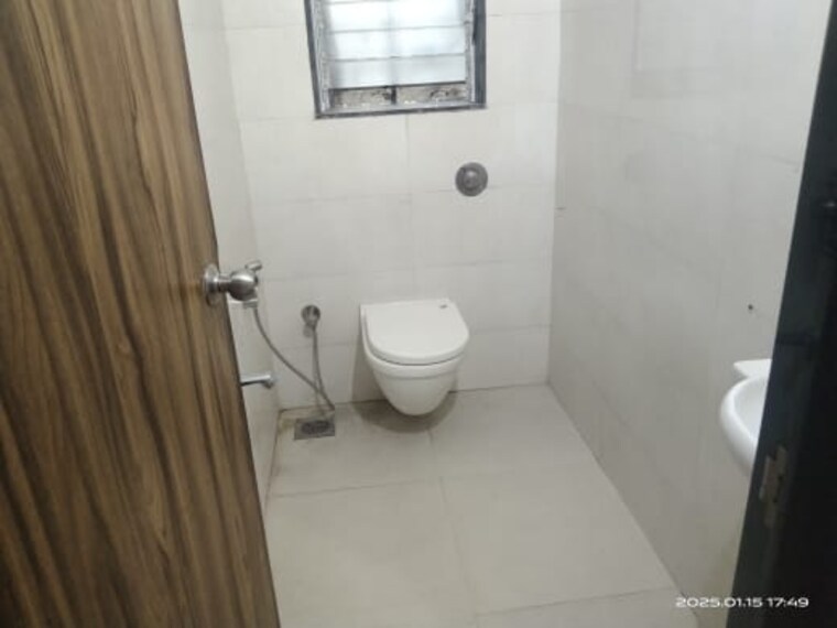 Bathroom, goregaon west 2 Bedroom 550 Sq.Ft. Apartment In Goregaon West Mumbai 8391341