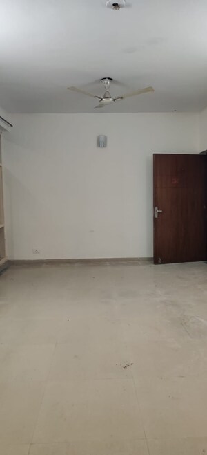 3 BHK Apartment For Sale in Puri Vip Floors, Sector 81