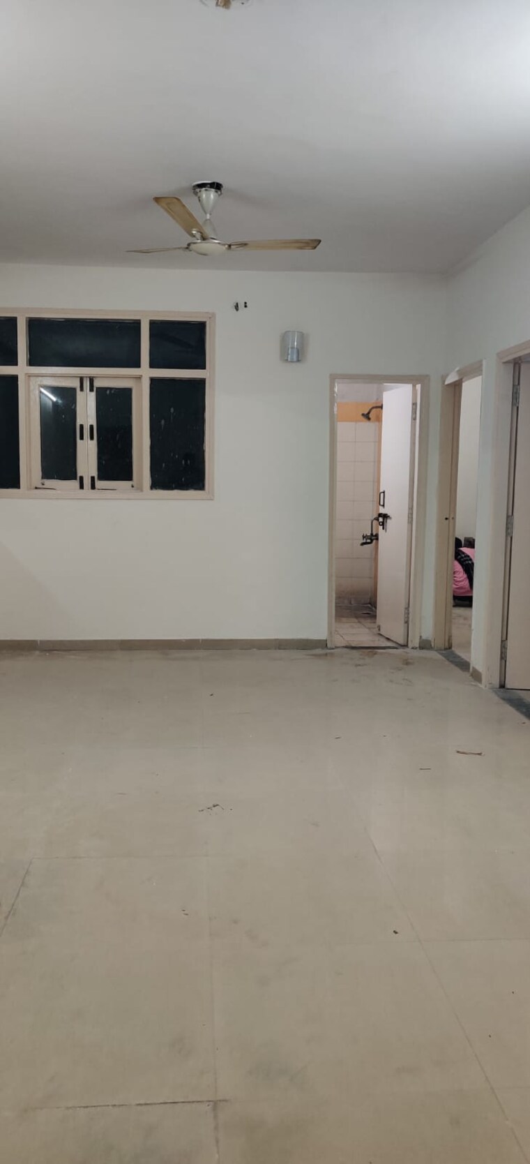 Room, puri-vip-floors 3 Bedroom 1800 Sq.Ft. Apartment In Sector 81 Faridabad 8391380