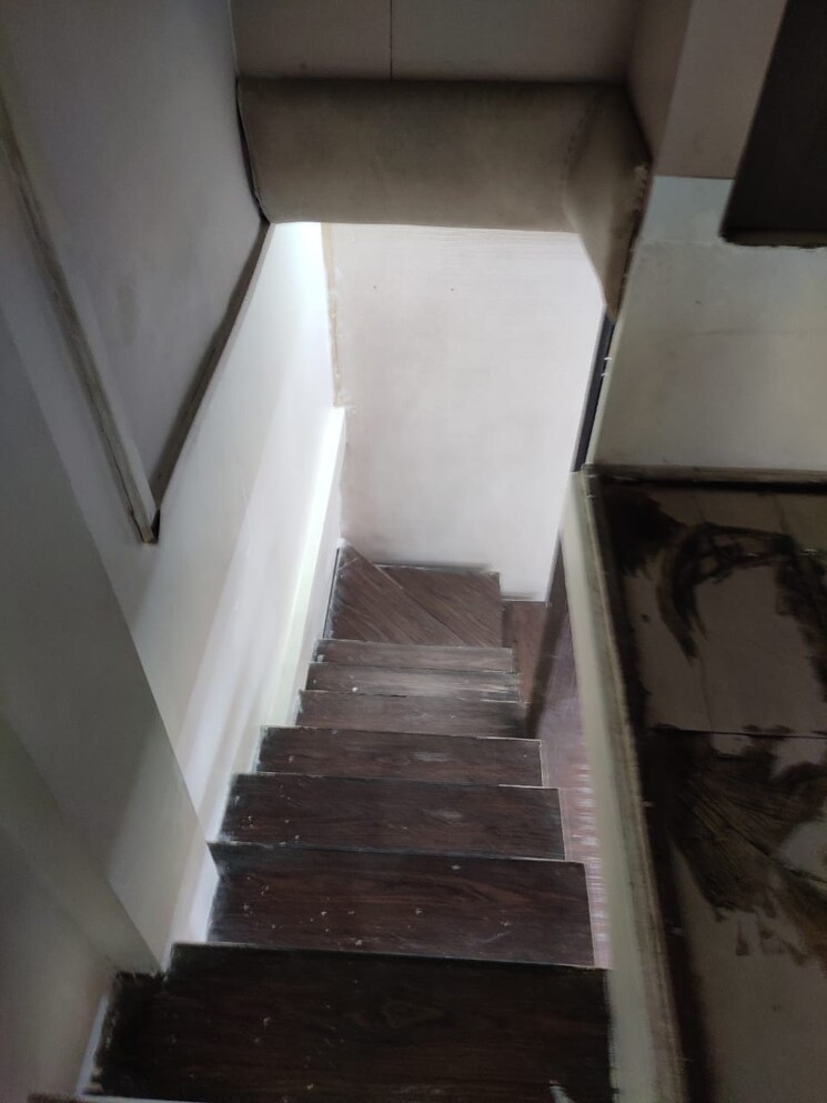 undefined, kandivali east Commercial Office Space 500 Sq.Ft. In Kandivali East Mumbai 8391378