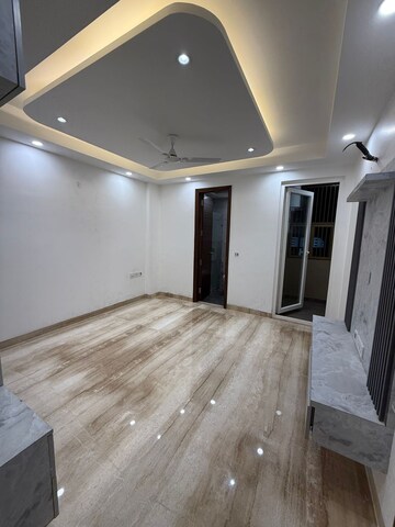 Room in 2 BHK Builder Floor at Subhash Nagar – for Rent