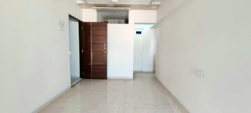 Room in 2.5 BHK Apartment at Mulund East – for Sale