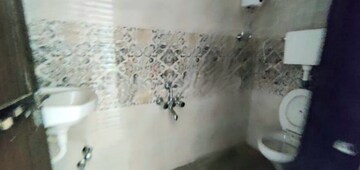 Bathroom in 2.5 BHK Apartment at Mulund East – for Sale
