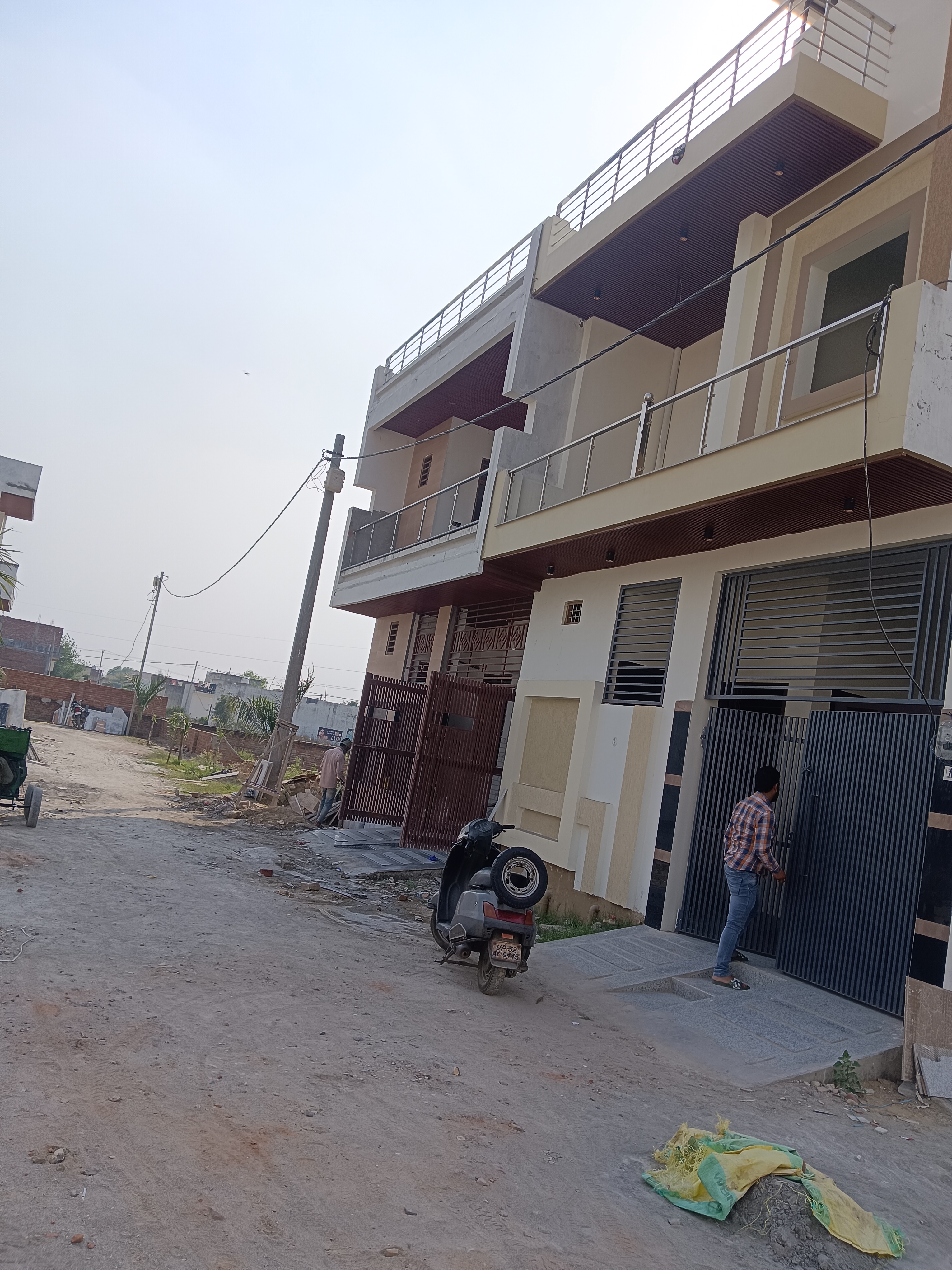 3 BHK + Servant Room Independent House For Sale in Ganga Nagar