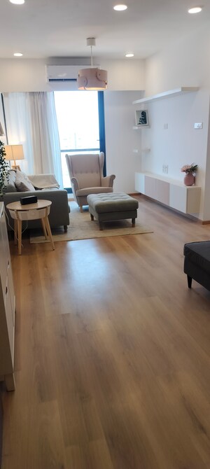 2 BHK Apartment For Sale in Dev Leo Tower, Oshiwara