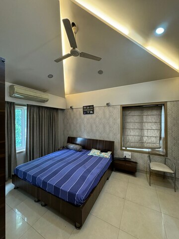 Bedroom in 6+ BHK Villa at Paranjape Schemes Vasant Vihar Towers, Vasant Vihar – for Sale