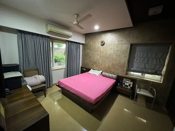 Bedroom in 6+ BHK Villa at Paranjape Schemes Vasant Vihar Towers, Vasant Vihar – for Sale