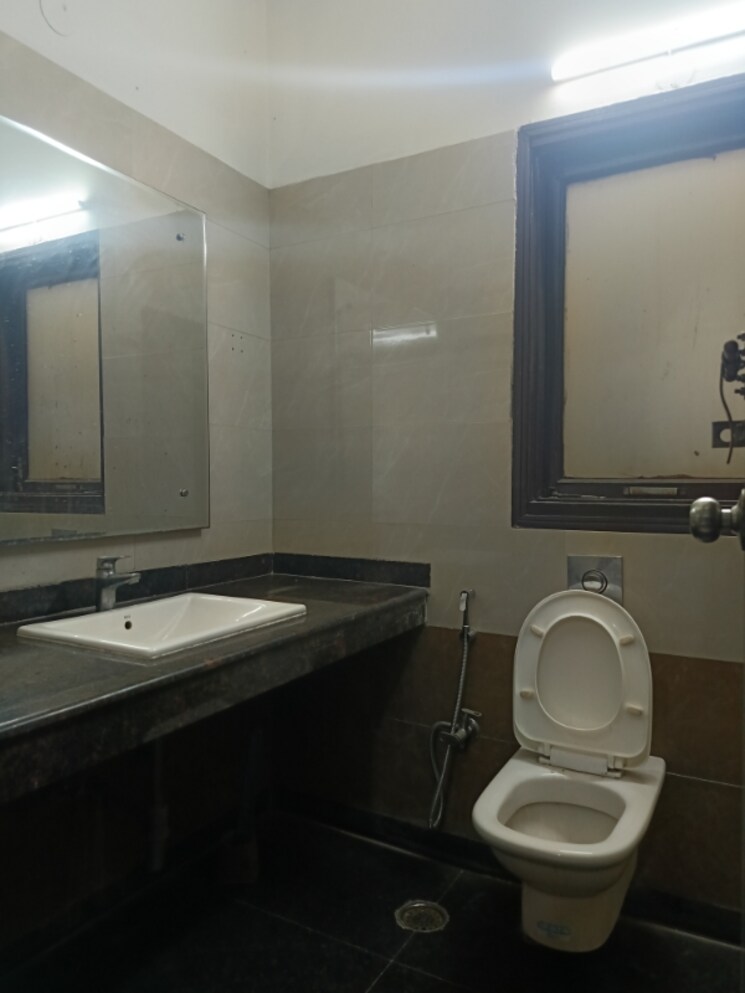 Bathroom, kohli-one-malibu-town-plot 3 Bedroom 1500 Sq.Ft. Builder Floor In Sector 47 Gurgaon 8391543