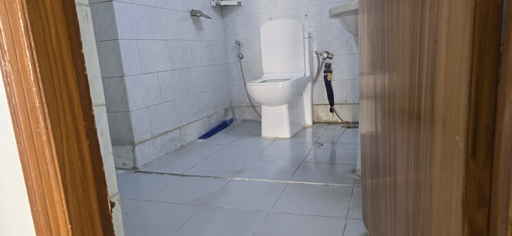 Bathroom, sector 9 dwarka 3 Bedroom 1600 Sq.Ft. Apartment In Sector 9, Dwarka Delhi 8391499