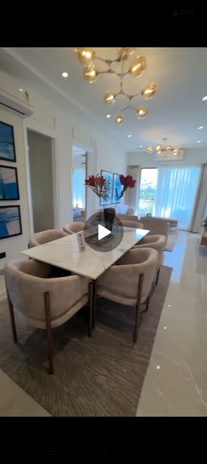 Master Bedroom in 3.5 BHK Builder Floor at Signature Global Daxin Vistas, Bhondsi – for Sale