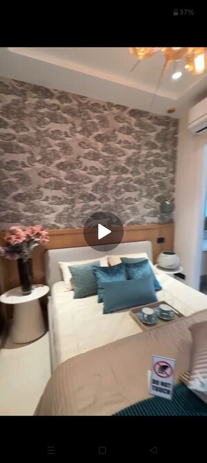 Master Bedroom in 3.5 BHK Builder Floor at Signature Global Daxin Vistas, Bhondsi – for Sale