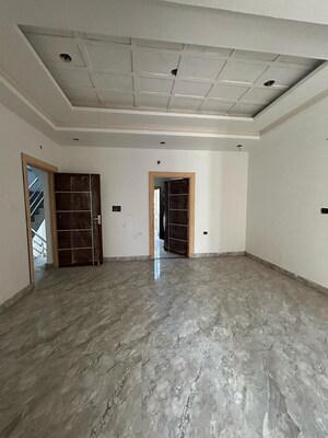 Room in 2 BHK Apartment at Sahastradhara Road – for Sale