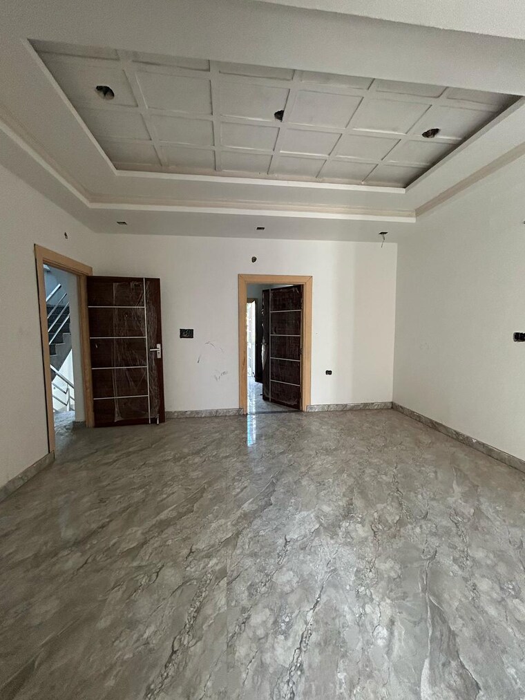 Room, sahastradhara road 2 Bedroom 1350 Sq.Ft. Apartment In Sahastradhara Road Dehradun 8391585
