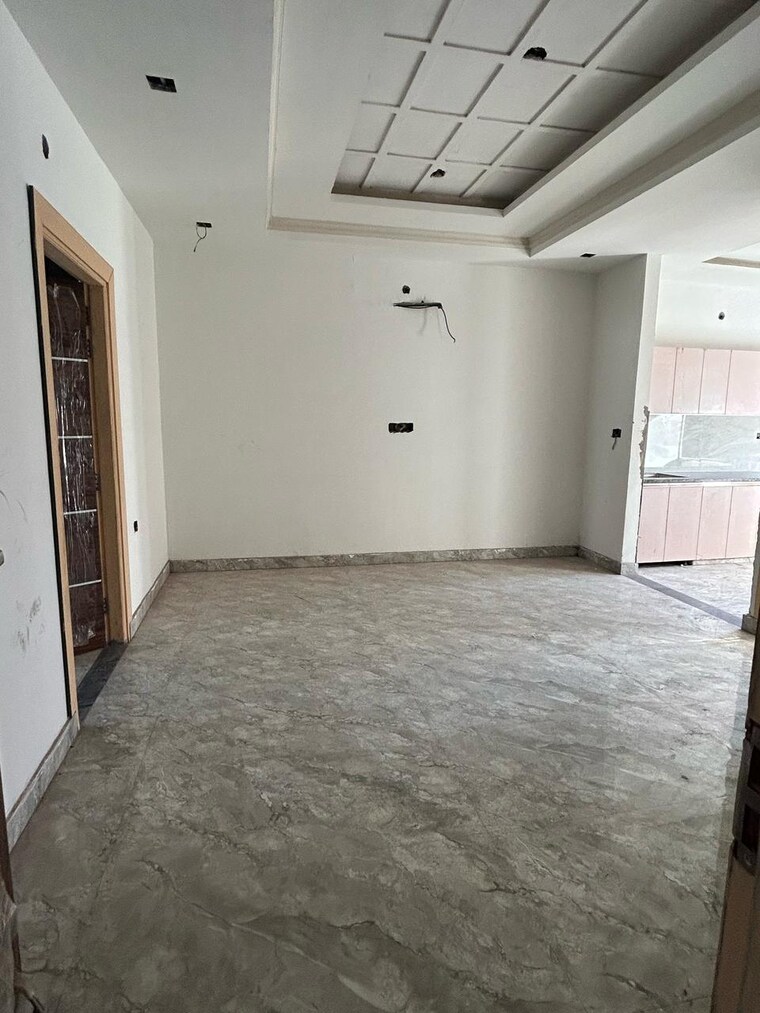 Room, sahastradhara road 2 Bedroom 1350 Sq.Ft. Apartment In Sahastradhara Road Dehradun 8391585