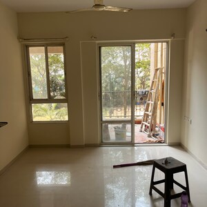 Room in 2.5 BHK Apartment at Nyati Evita, Madhav Nagar – for Sale