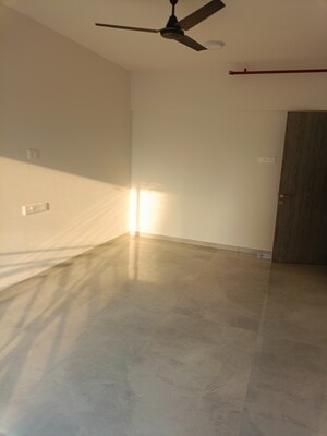 Room in 2 BHK Apartment at K Hemani Login, Kandivali West – for Sale