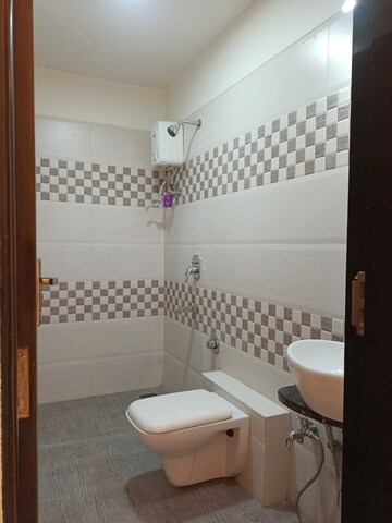 Bathroom in 2 BHK Apartment at Sri Zynergy, Suman Nagar – for Rent