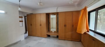Bedroom in 2 BHK Apartment at L Nagpal NN Tower, Khar West – for Rent