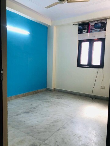 Room in 1 BHK Builder Floor at Freedom Fighters Enclave – for Rent