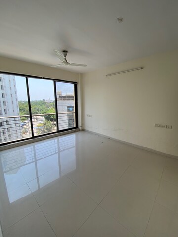 Bedroom in 2 BHK Apartment at Tain Square, Wanwadi – for Rent