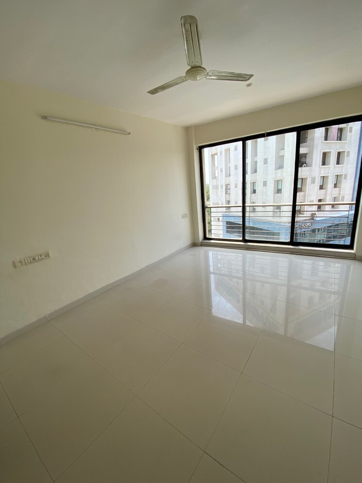 Master Bedroom, tain-square 2 Bedroom 1000 Sq.Ft. Apartment In Wanwadi Pune 8391737